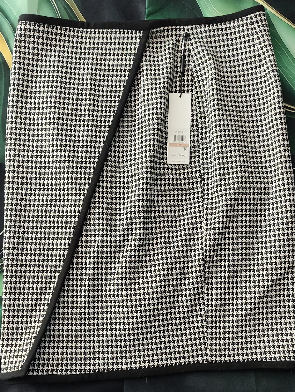 Calvin Klein Black and White Houndstooth Skirt